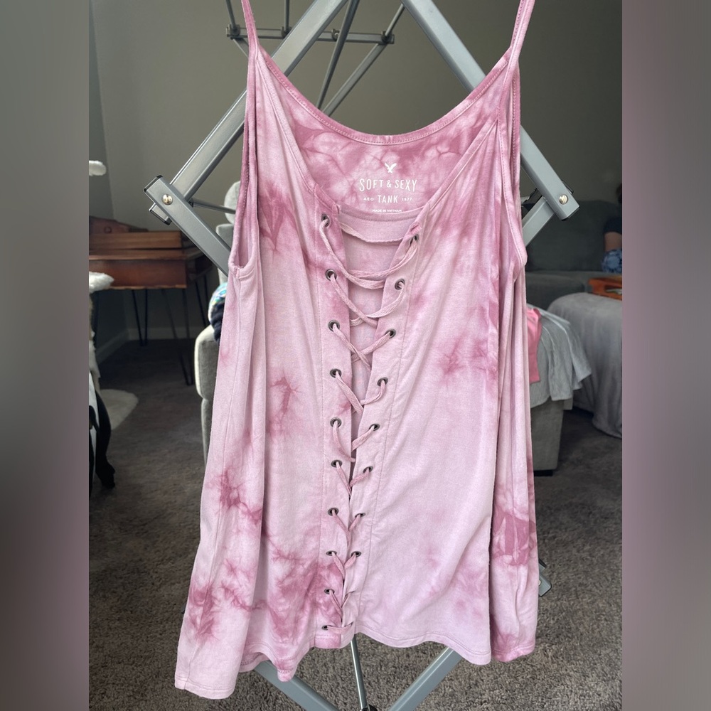 AE Soft & Sexy flowy tank